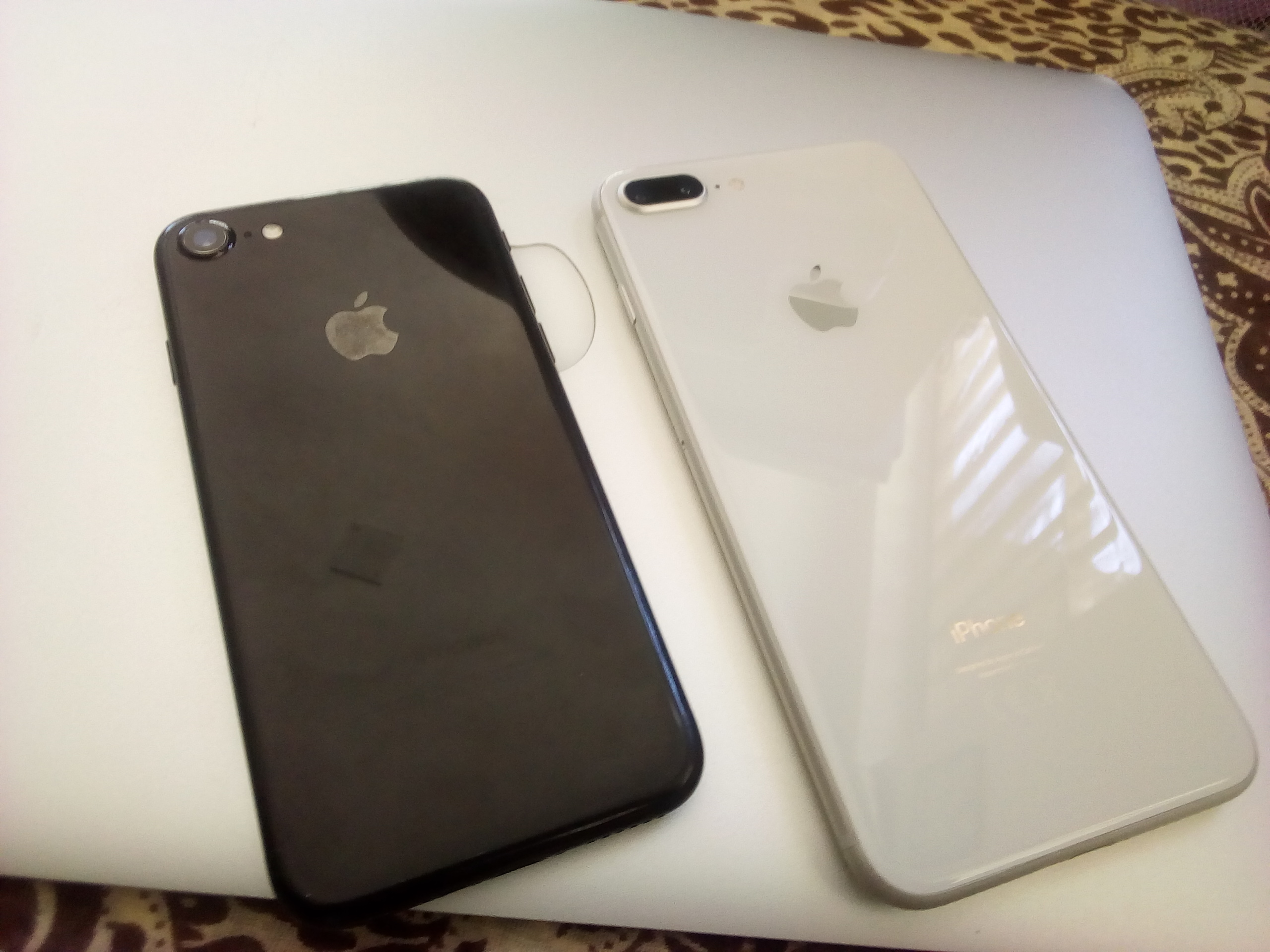 USED IPhone 8+ & IPhone 7+ FOR SPARES PARTS