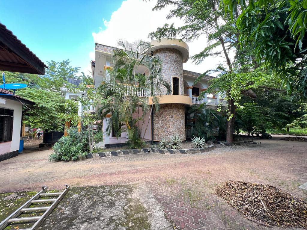 Storey mansion