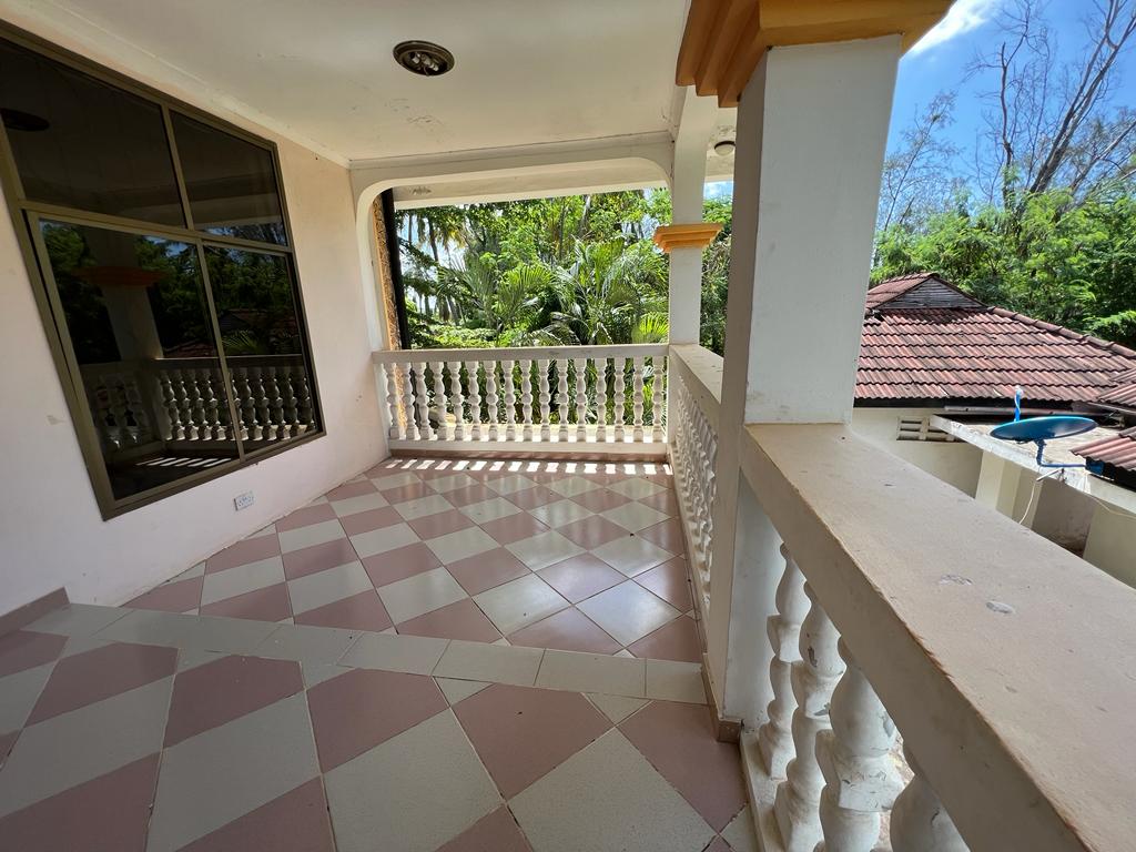 Storey mansion